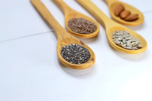 The Art of Utilizing a Condiment Sauce Spoon: The Story, Usage, and Unsurpassed Elegance