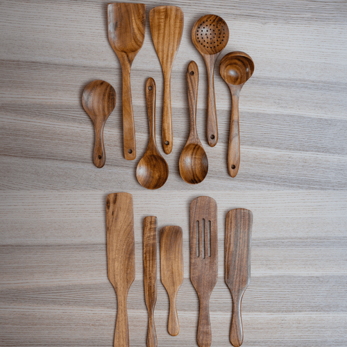 Teak wooden utensil set