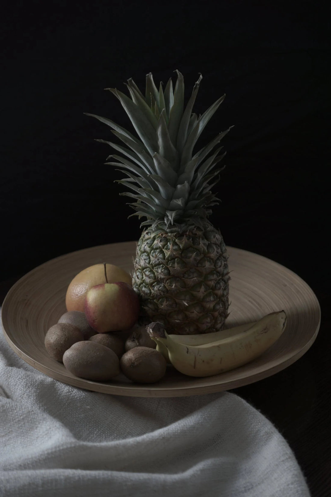 The Art of Elegance: Discovering the Beauty and Functionality of Exquisite Wood Fruit Bowls